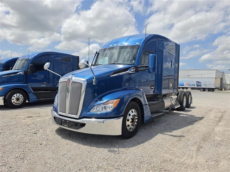 2023 KENWORTH T680